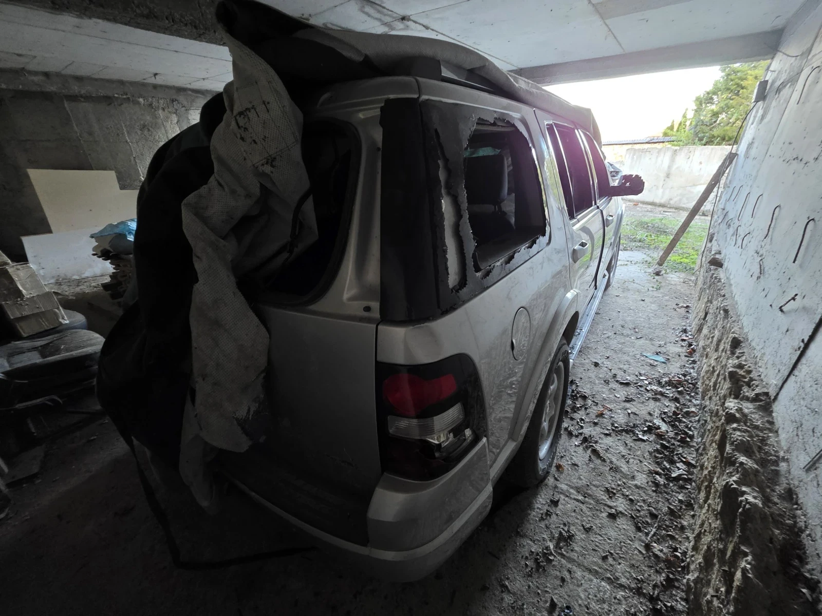 Ford Explorer  - изображение 5