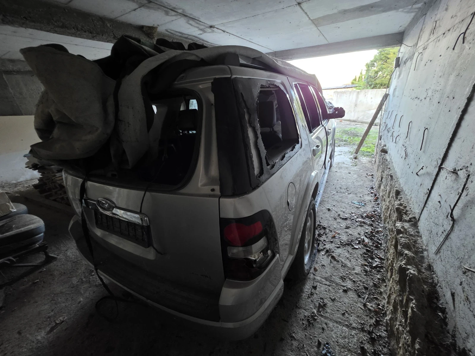 Ford Explorer  - изображение 3