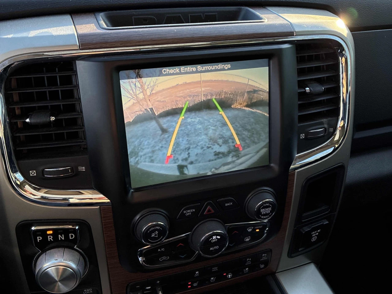 Dodge RAM 1500 CARFAX* АВТОФИНАНСИРАНЕ БЕЗ ПЪРВОНАЧАЛНА ВНОСКА - изображение 8