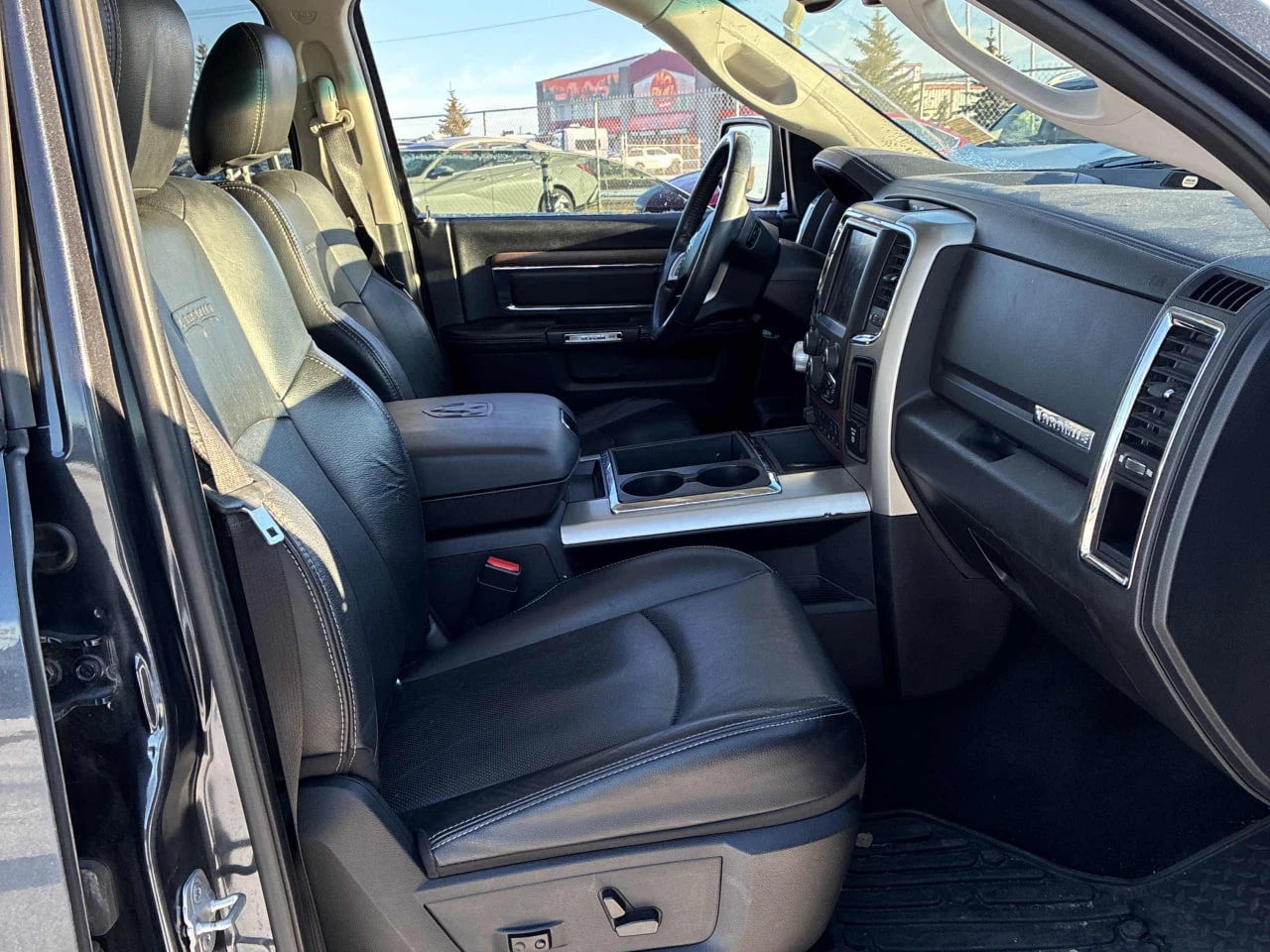 Dodge RAM 1500 CARFAX* АВТОФИНАНСИРАНЕ БЕЗ ПЪРВОНАЧАЛНА ВНОСКА - изображение 9