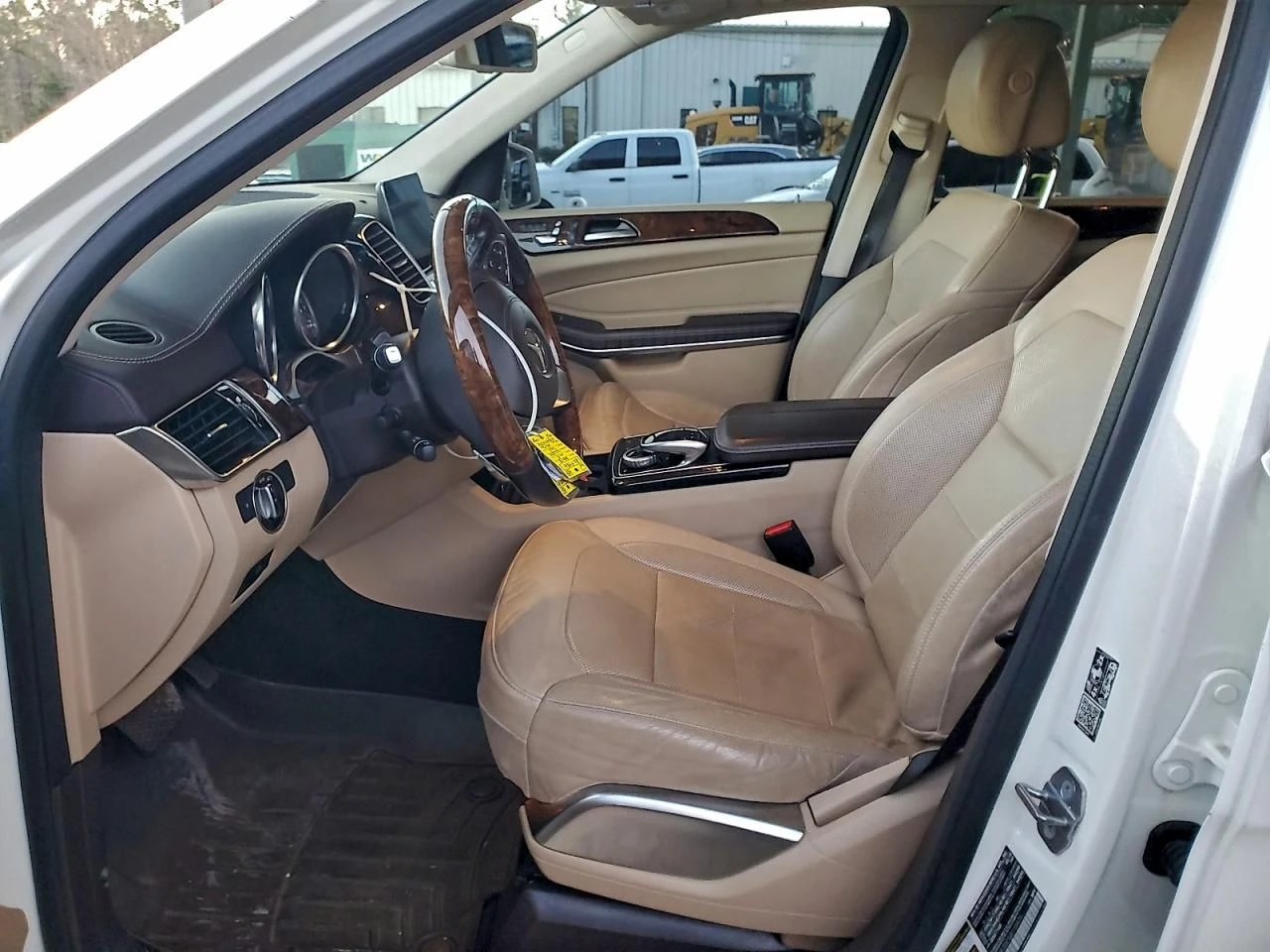 Mercedes-Benz GLS  - изображение 7