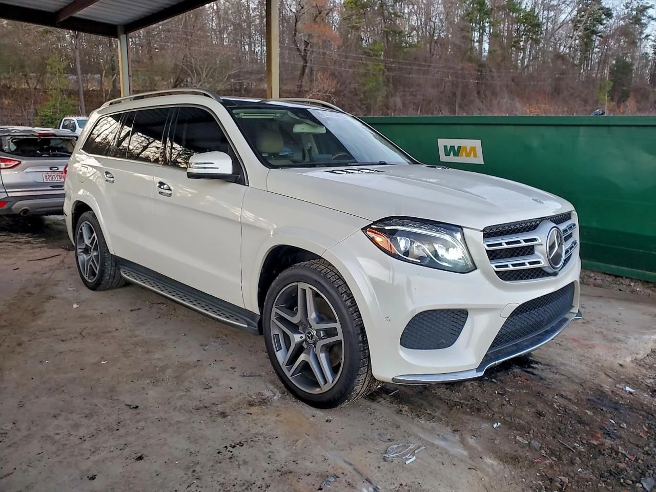 Mercedes-Benz GLS  - изображение 4