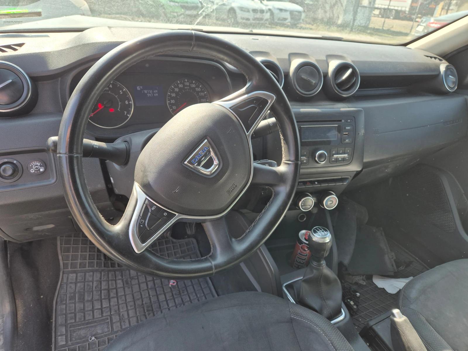 Dacia Duster 1.6-ГАЗ - изображение 10