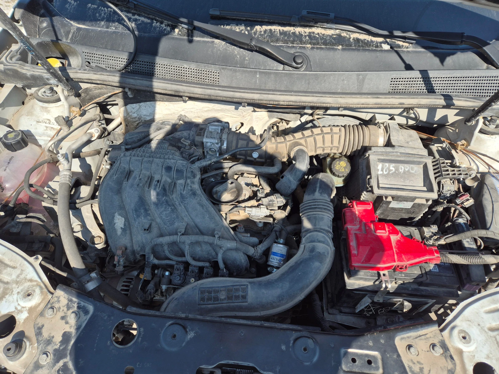 Dacia Duster 1.6-ГАЗ - изображение 8