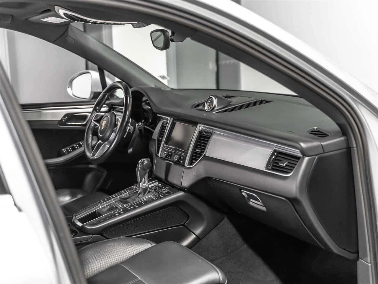 Porsche Macan * S * CARFAX * ЦЕНА ДО БГ, снимка 9 - Автомобили и джипове - 54257341