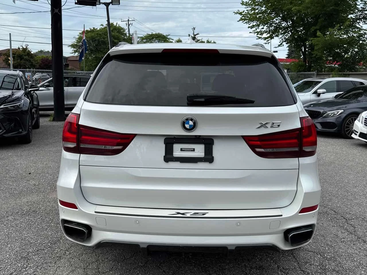 BMW X5 xDrive50i/ПАНОРАМА/АВТОКРЕДИТ БЕЗ ПЪРВОНАЧАЛНА , снимка 5 - Автомобили и джипове - 55096436