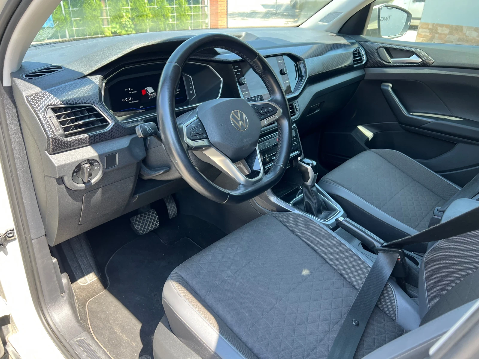 VW T-Cross DIGITAL//DISTRONIC//, снимка 8 - Автомобили и джипове - 55352223