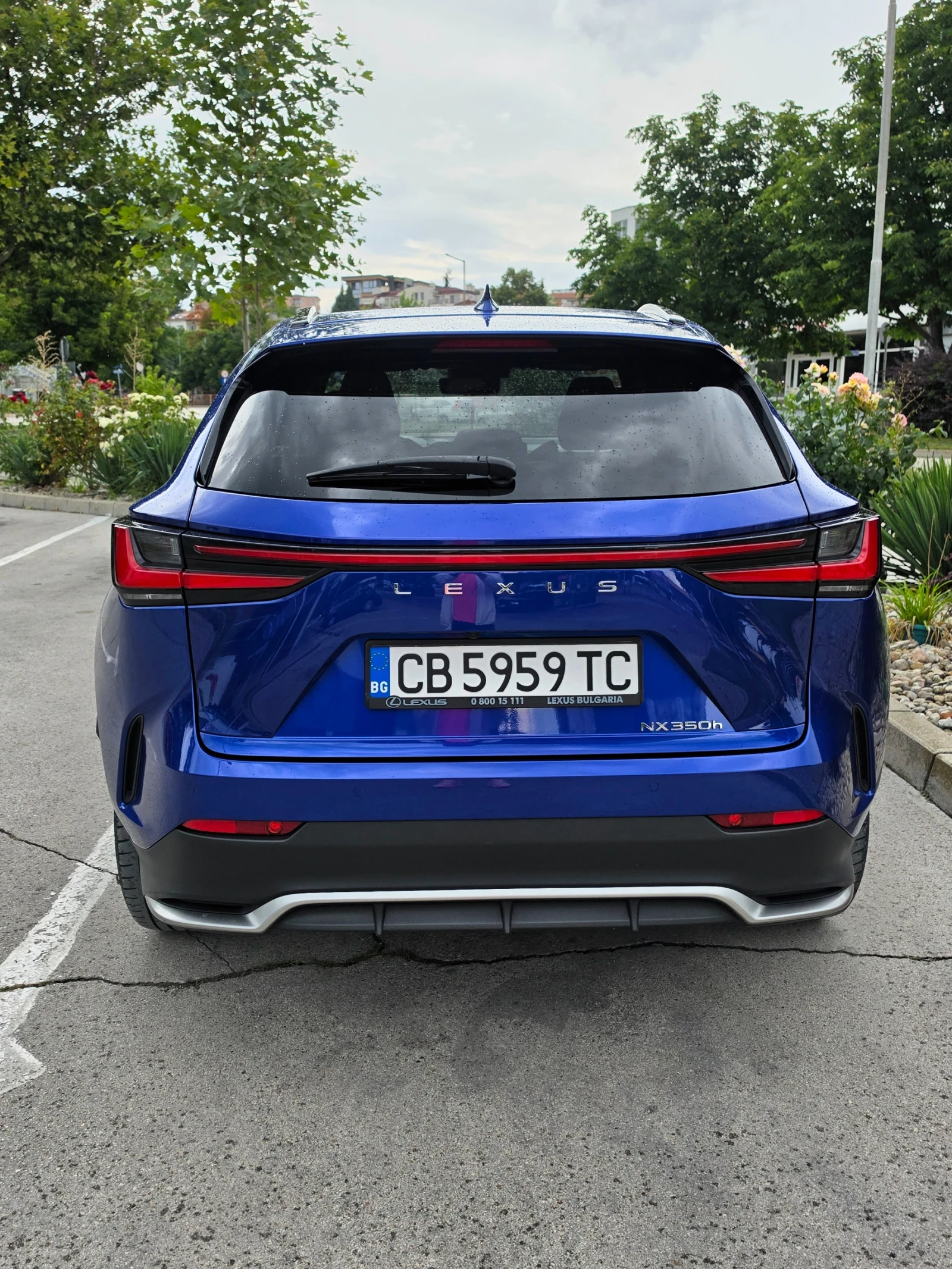 Lexus NX 350h F Sport 4x4, снимка 6 - Автомобили и джипове - 55463662