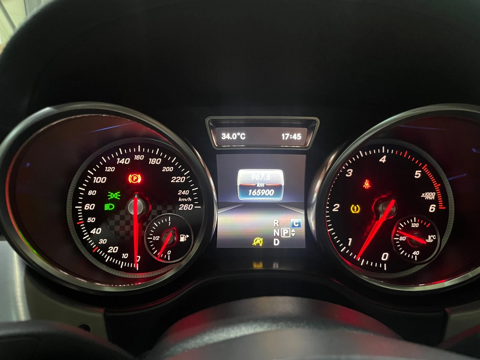 Mercedes-Benz GLE Coupe 350D ! 4matic ! AMG Line ! 9G-tronic !, снимка 13 - Автомобили и джипове - 55920053