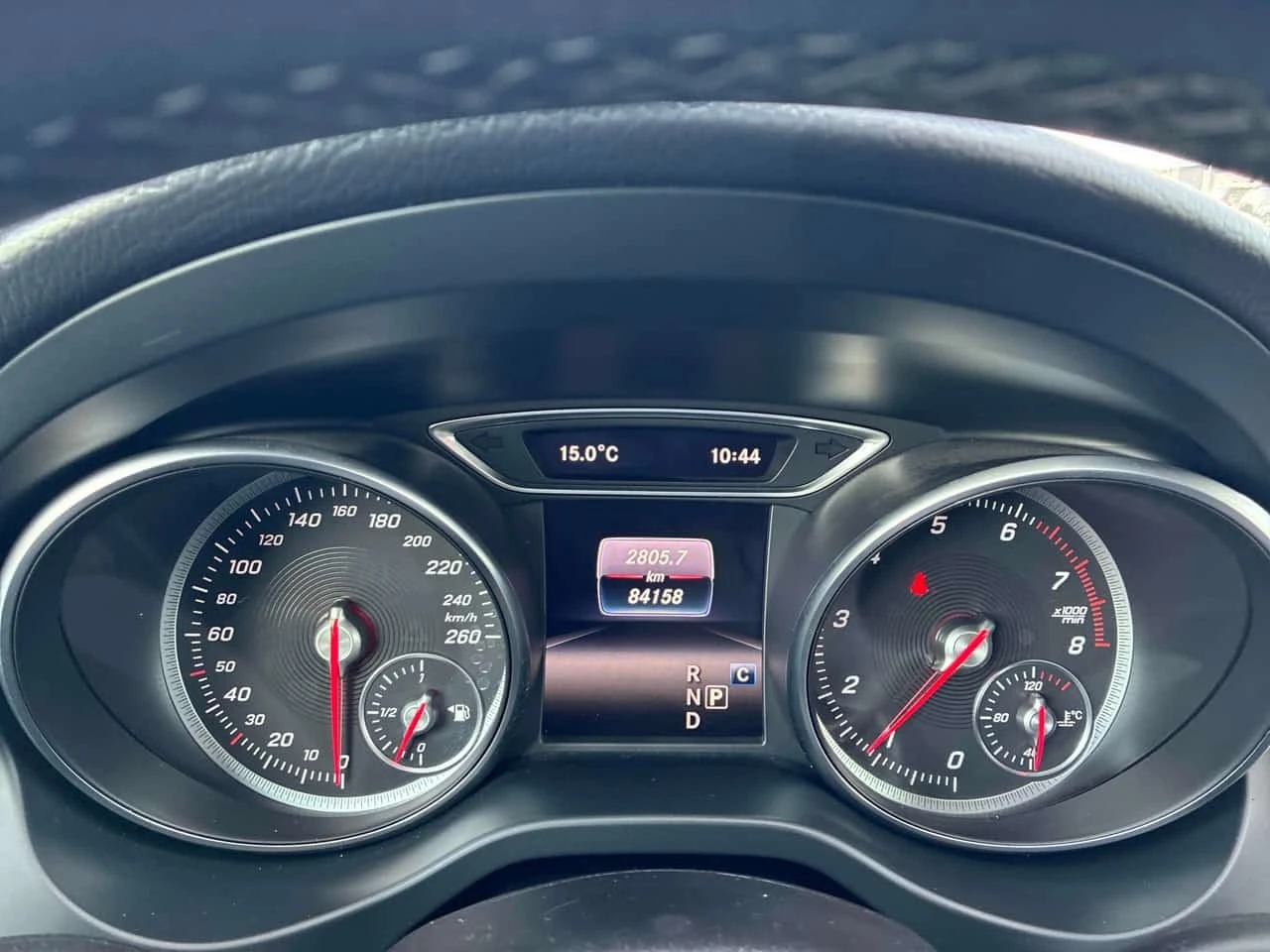 Mercedes-Benz GLA 250 * АВТОКРЕДИТ * ГЛАВНО ПРЕДСТАВИТЕЛСТВО, снимка 8 - Автомобили и джипове - 56181719