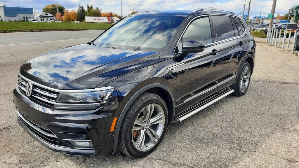 VW Tiguan R-LINE 4-MOTION* ПАНОРАМА* ПОДГРЕВИ* КРАЙНА ЦЕНА* 
