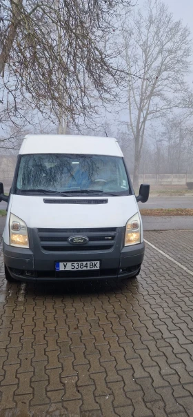  Ford Transit