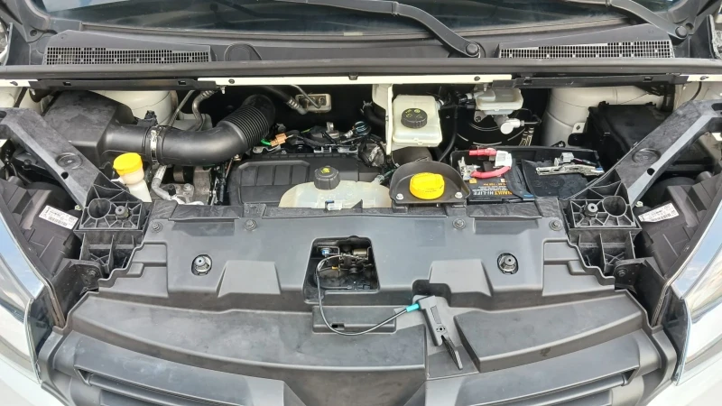 Renault Trafic 1.6 dci, снимка 14 - Бусове и автобуси - 51032805