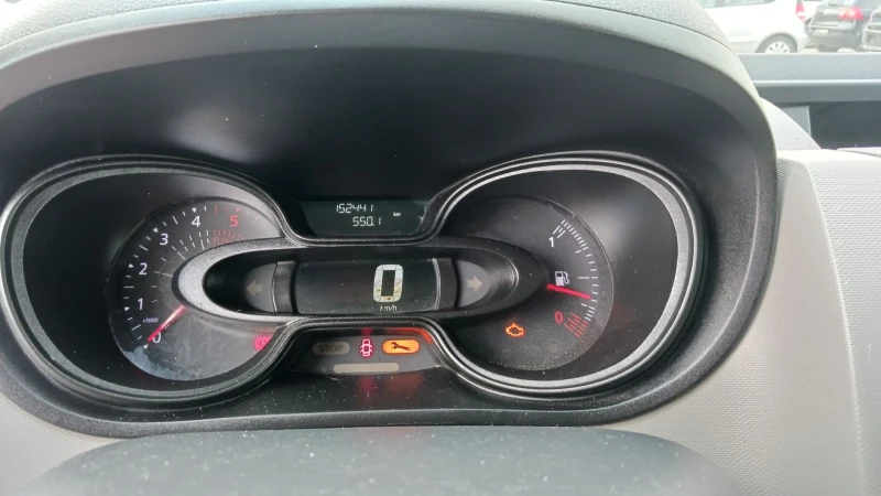 Renault Trafic 1.6 dci, снимка 10 - Бусове и автобуси - 51032805