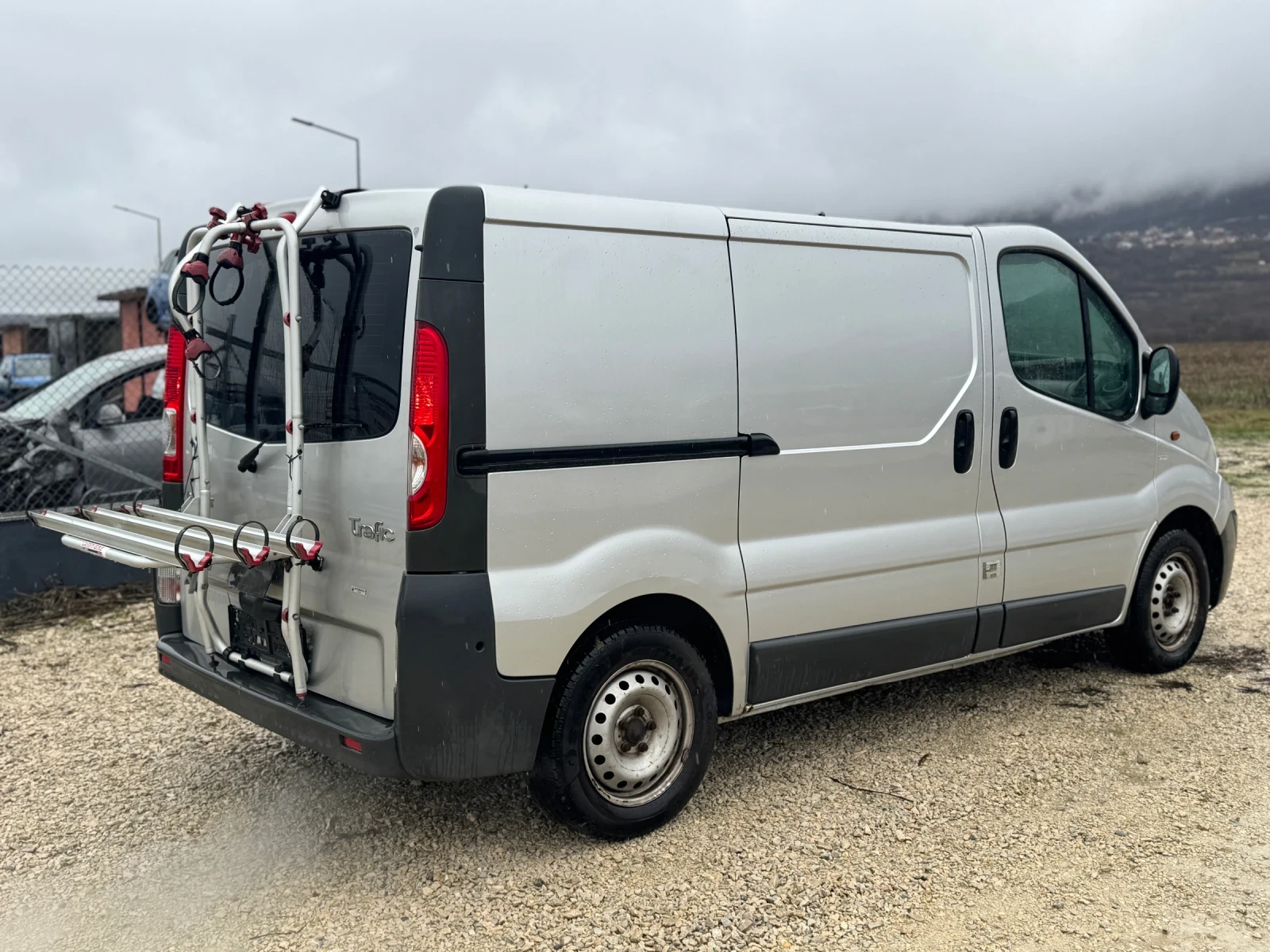 Renault Trafic 2.0 disel 90k.c - изображение 4
