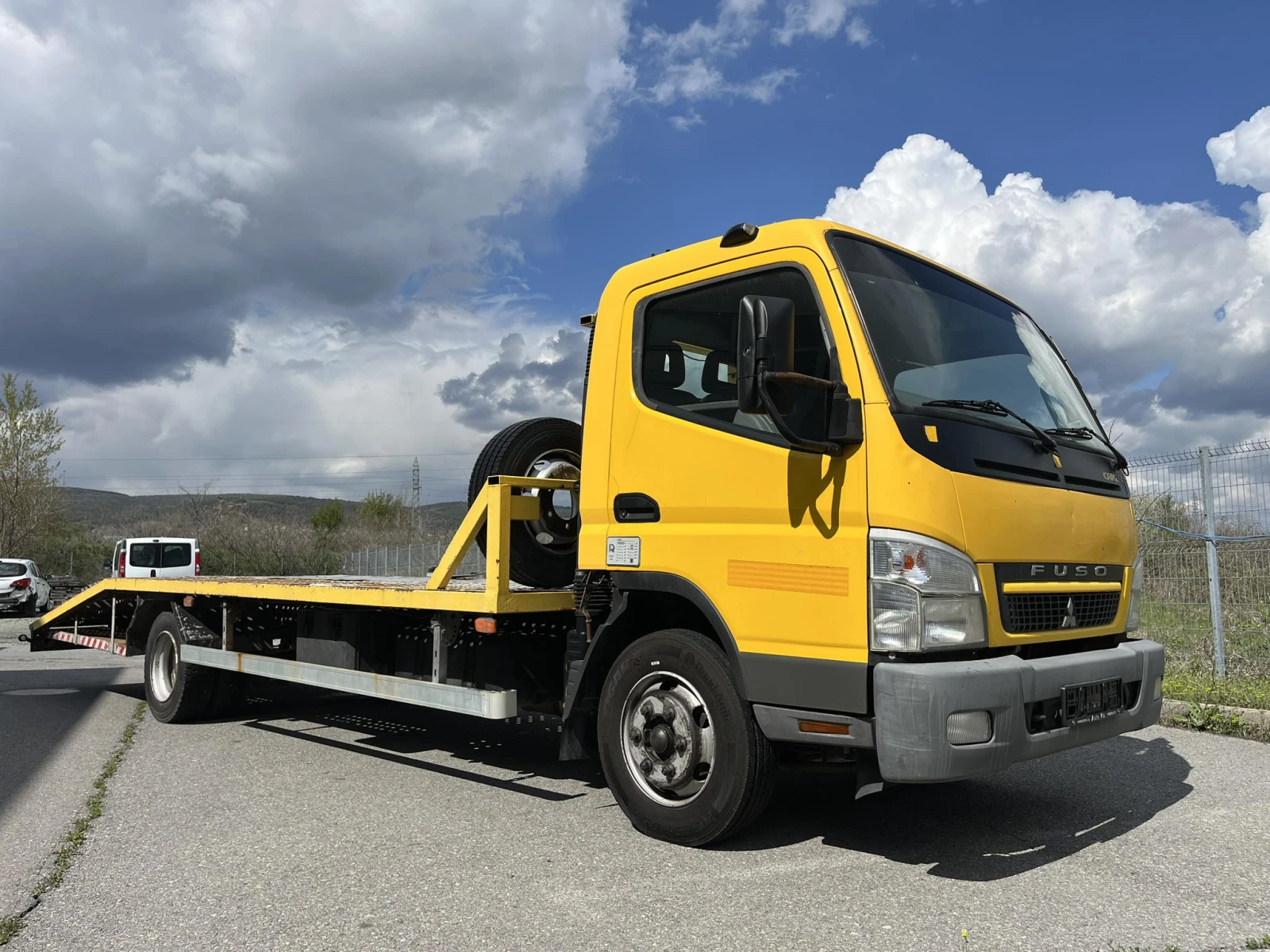 Mitsubishi Canter FUSO 3.0 170к.с. пътна помощ - изображение 8