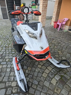 BRP Ski-Doo SUMMIT X 850 165  | Mobile.bg    2