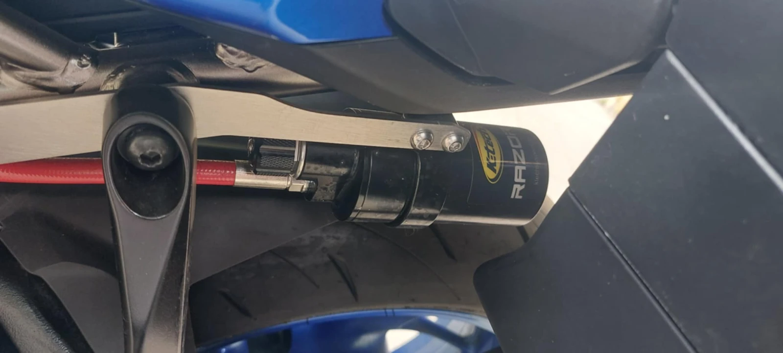 Suzuki Gsx GT - изображение 6