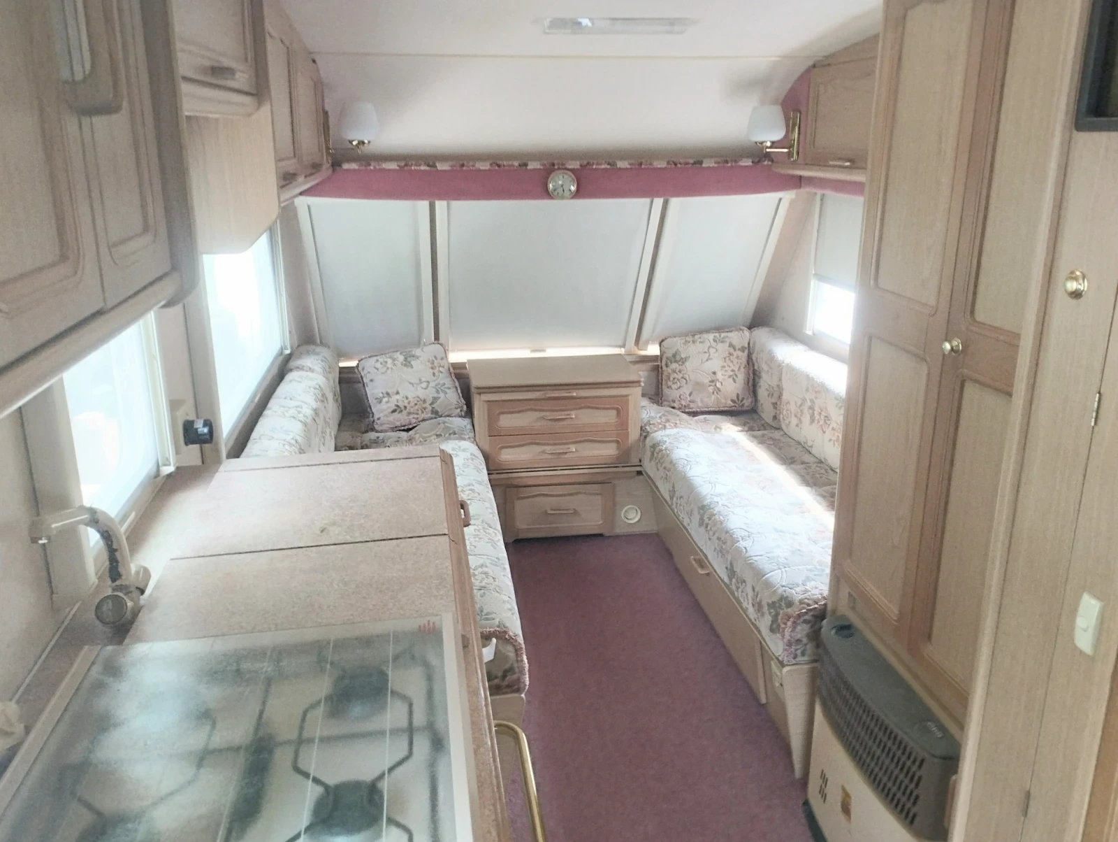 Каравана Challenger 490 SE LUX - изображение 3