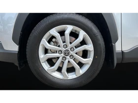 Toyota Corolla Cross Месечна вноска от 343  , снимка 16