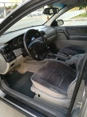 Opel Omega 2.0 16V газов инжекцион, снимка 9