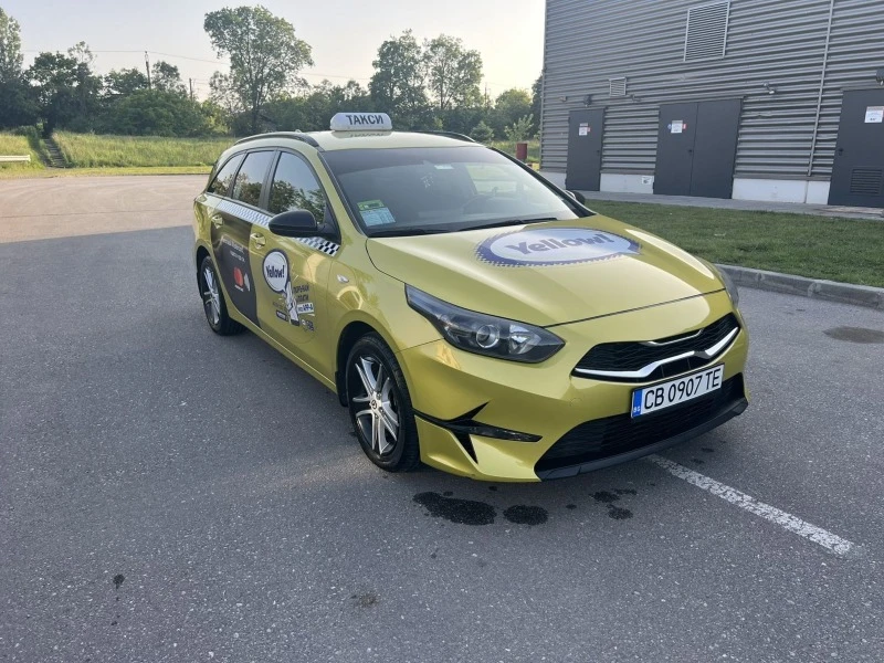 Kia Ceed 1.5T LPG, снимка 3 - Автомобили и джипове - 47135658