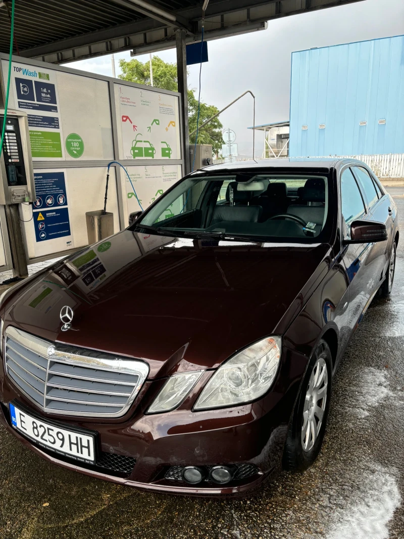 Mercedes-Benz E 250, снимка 9 - Автомобили и джипове - 46945379