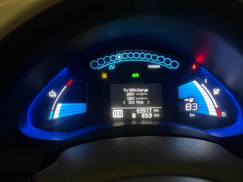 Nissan Leaf  24 kwh, снимка 14 - Автомобили и джипове - 47708738