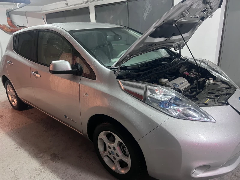 Nissan Leaf  24 kwh, снимка 2 - Автомобили и джипове - 47708738