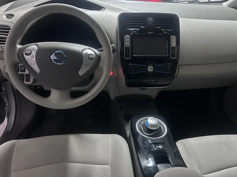 Nissan Leaf  24 kwh, снимка 4 - Автомобили и джипове - 47708738