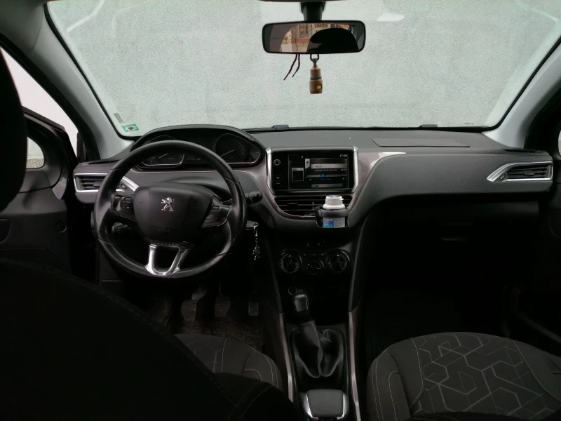 Peugeot 2008 1.6 HDI, снимка 9 - Автомобили и джипове - 47729127