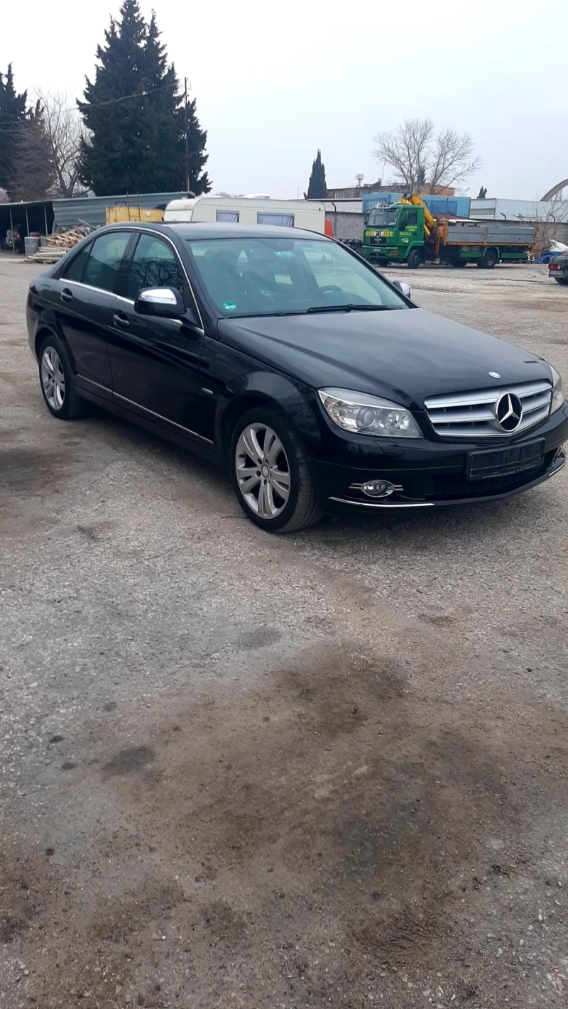 Mercedes-Benz C 220 Avantgarde M646, снимка 2 - Автомобили и джипове - 49320831