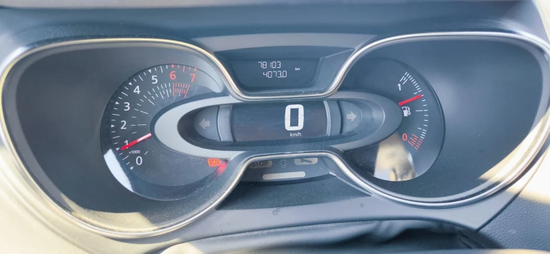 Renault Captur INTENS, снимка 13 - Автомобили и джипове - 52176725