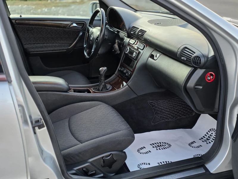Mercedes-Benz C 220 2.2 CDI 143 k.c. 6 ck. , снимка 12 - Автомобили и джипове - 51937047