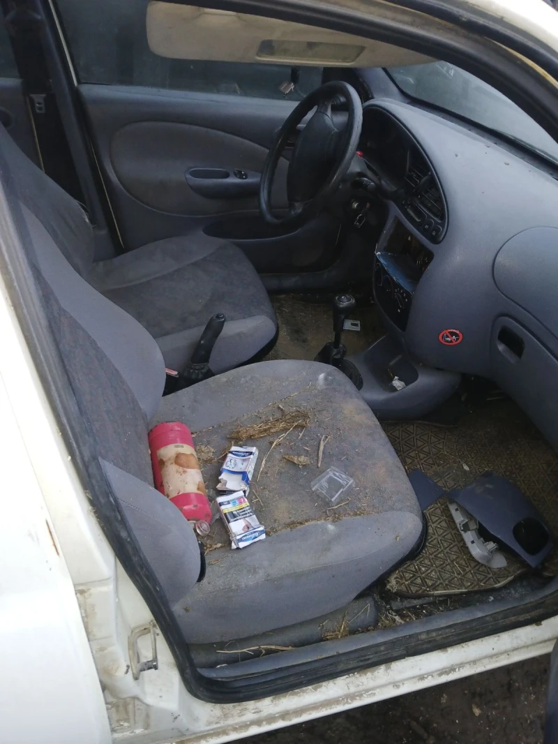 Ford Fiesta, снимка 5 - Автомобили и джипове - 52833371