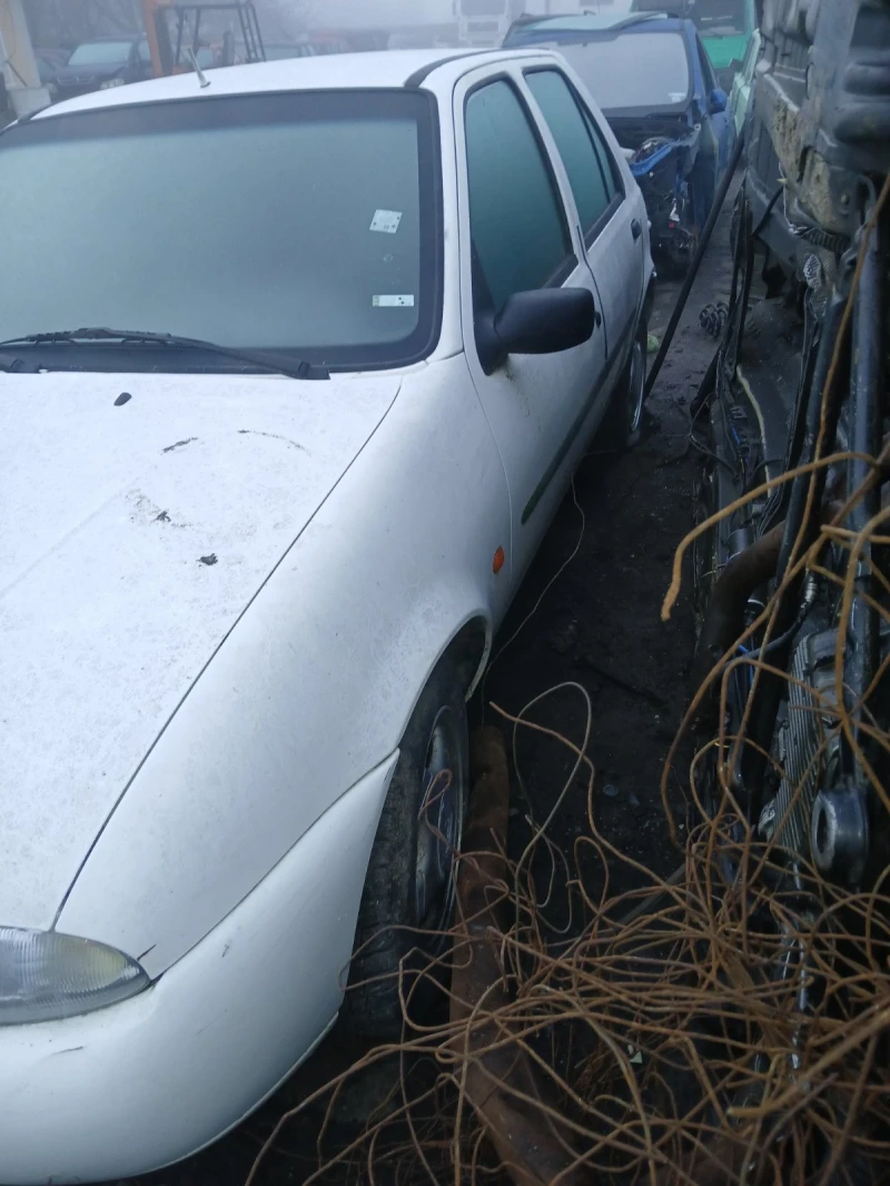 Ford Fiesta, снимка 4 - Автомобили и джипове - 52833371