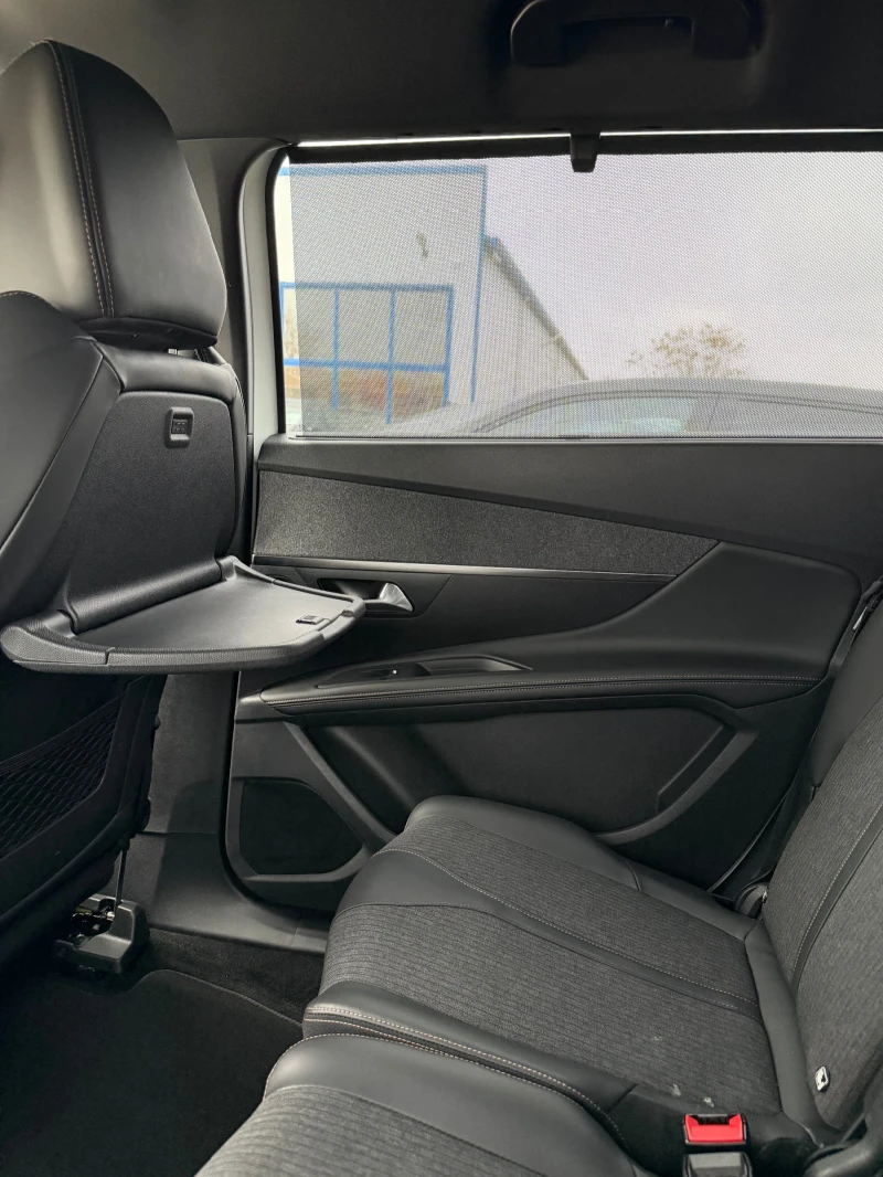 Peugeot 5008 GT LINE, снимка 9 - Автомобили и джипове - 52866129