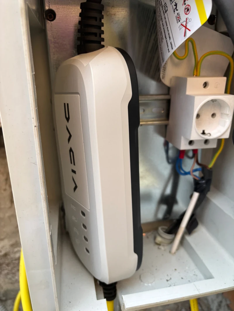 Dacia Spring EXTREME 65, снимка 14 - Автомобили и джипове - 53229442