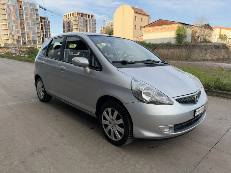 Honda Jazz 1.4i Swiss - 6499 лв. / 3322.89 € - 72880469 1