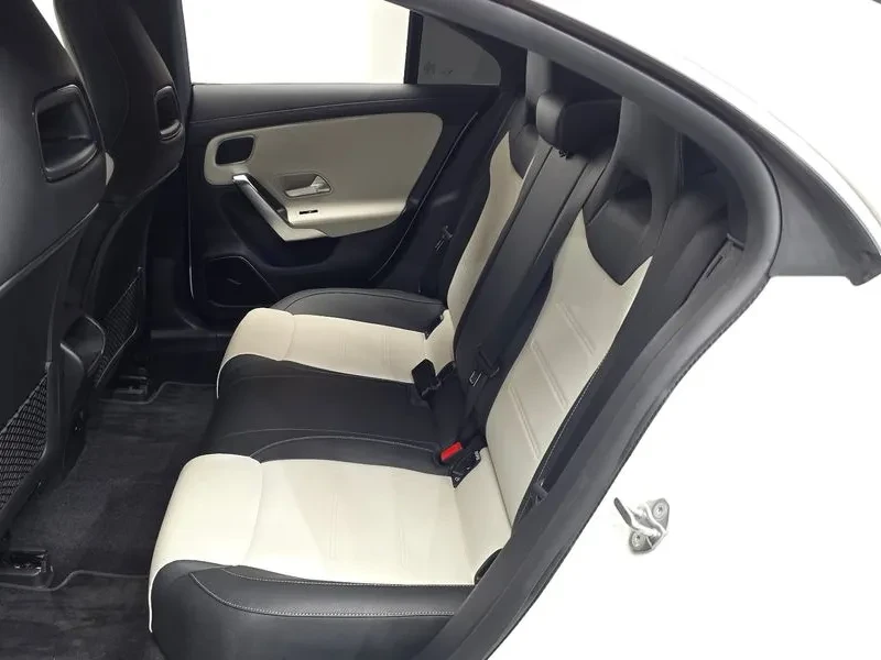 Mercedes-Benz CLA 250 4MATIC - САМО 30% АВАНС, снимка 11 - Автомобили и джипове - 56021469