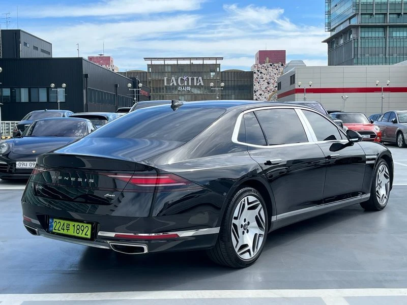 Genesis G90 Gasoline 3.5 Turbo e-S/C AWD LWB| 375к.с., снимка 2 - Автомобили и джипове - 56125970