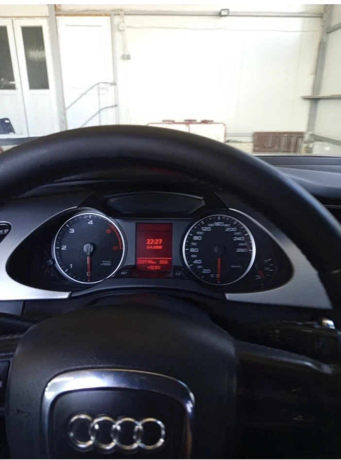 Audi A4, снимка 3 - Автомобили и джипове - 56744627