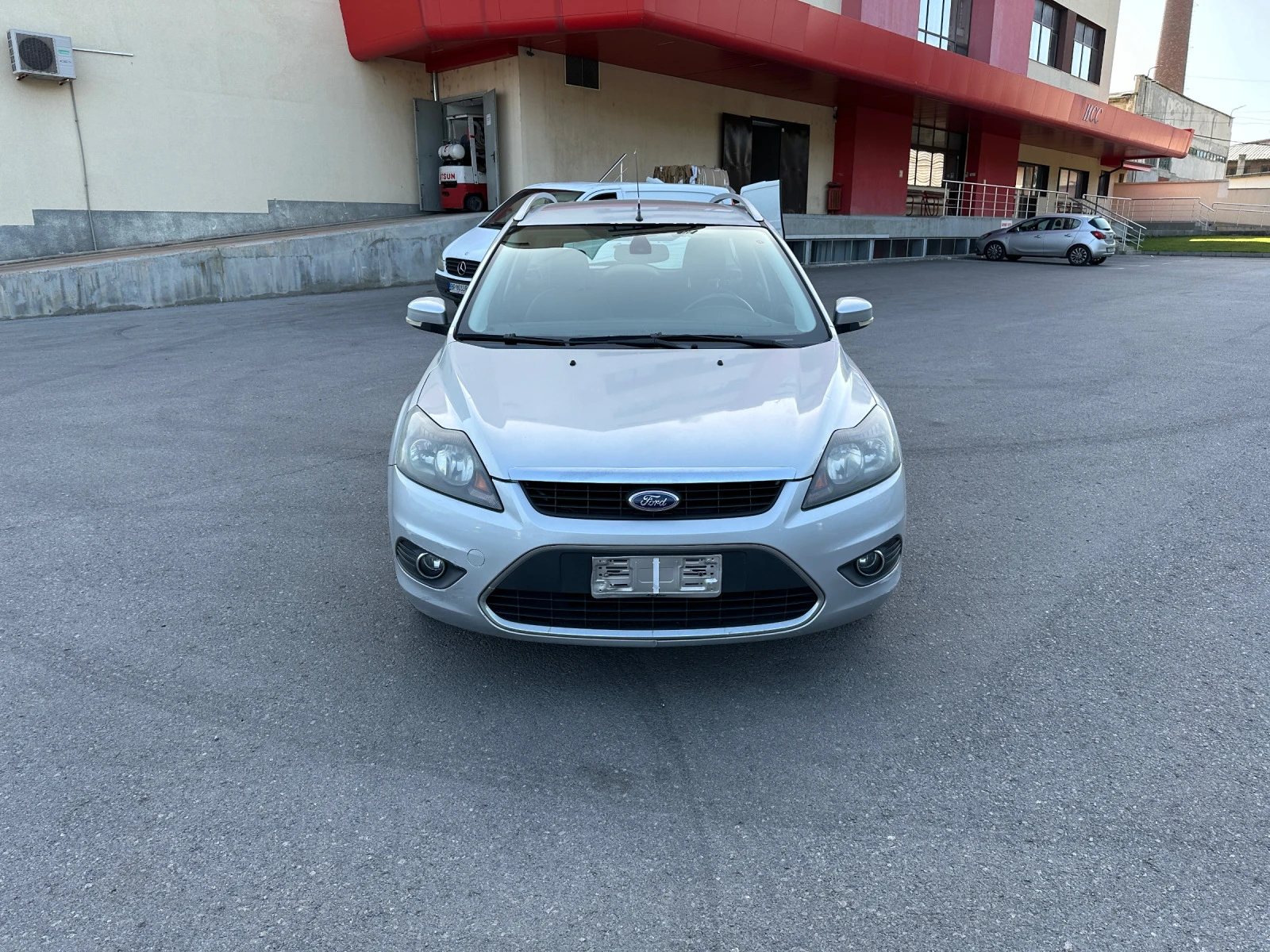 Ford Focus 1.6TDCI - КЛИМАТРОНИК - УНИКАТ - изображение 2