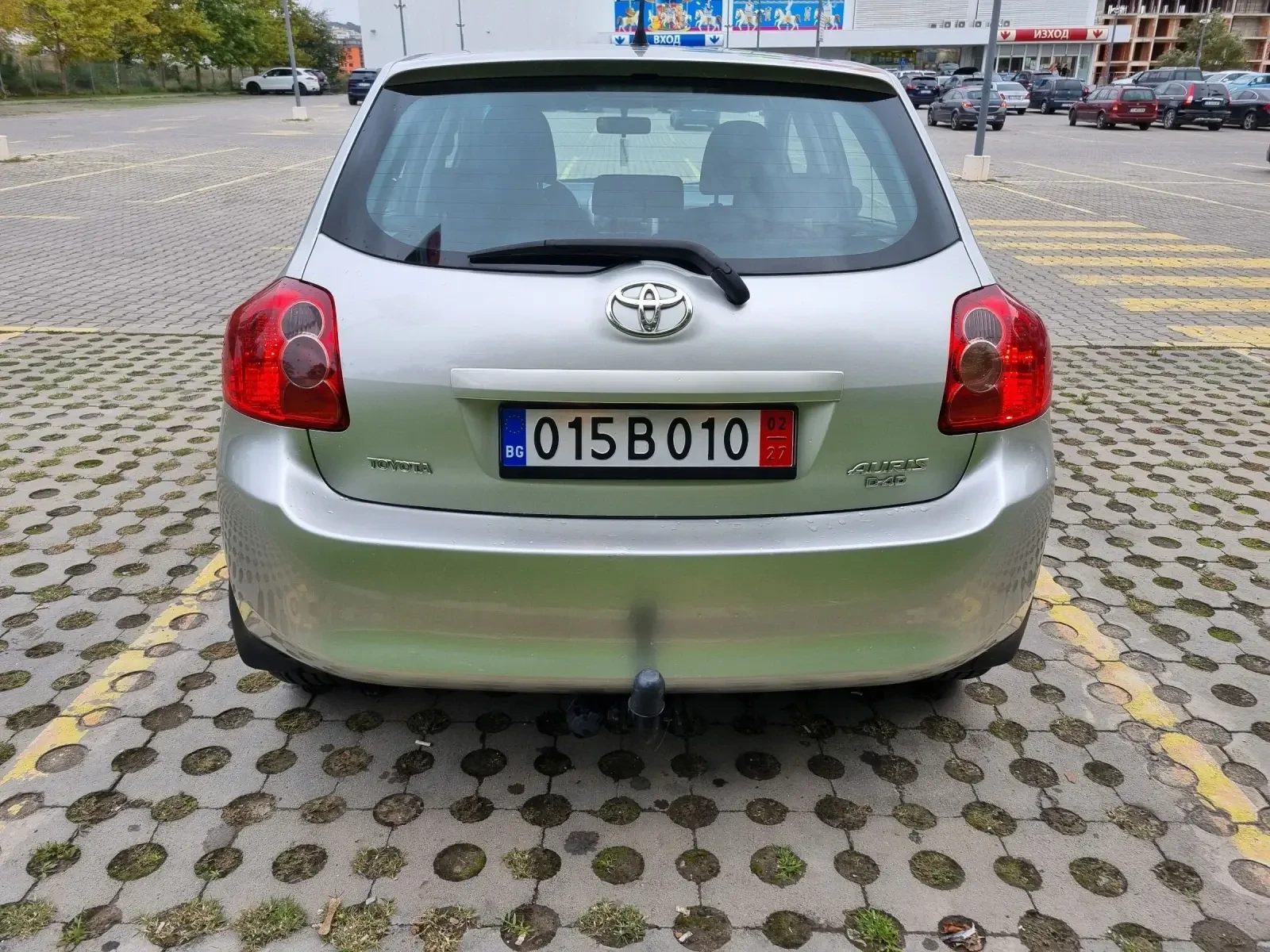 Toyota Auris 1, 4 D-4D 90к.с. Чудна - изображение 5