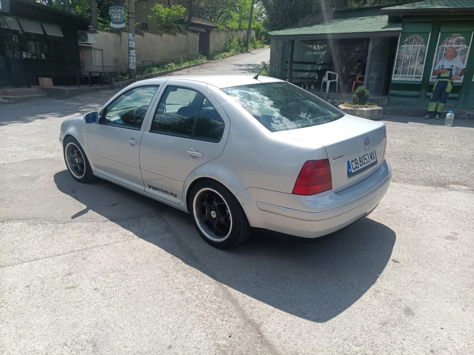 VW Bora 2.3 - изображение 6