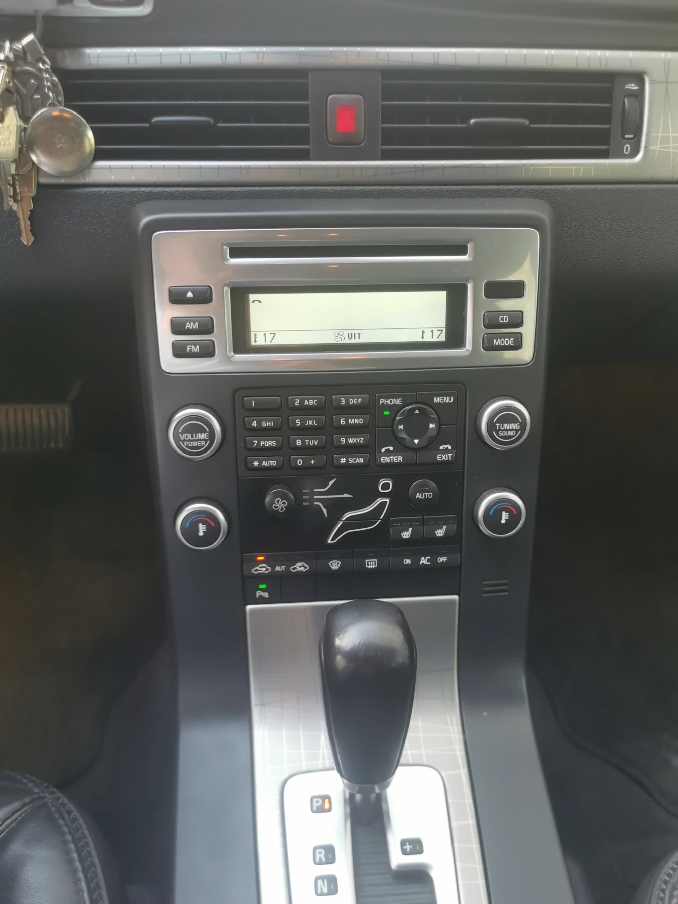 Volvo Xc70 2.4 D5 - изображение 7