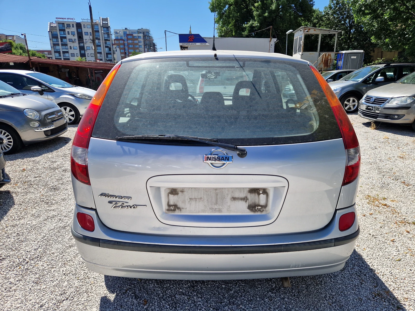 Nissan Almera tino 1.8 - изображение 5