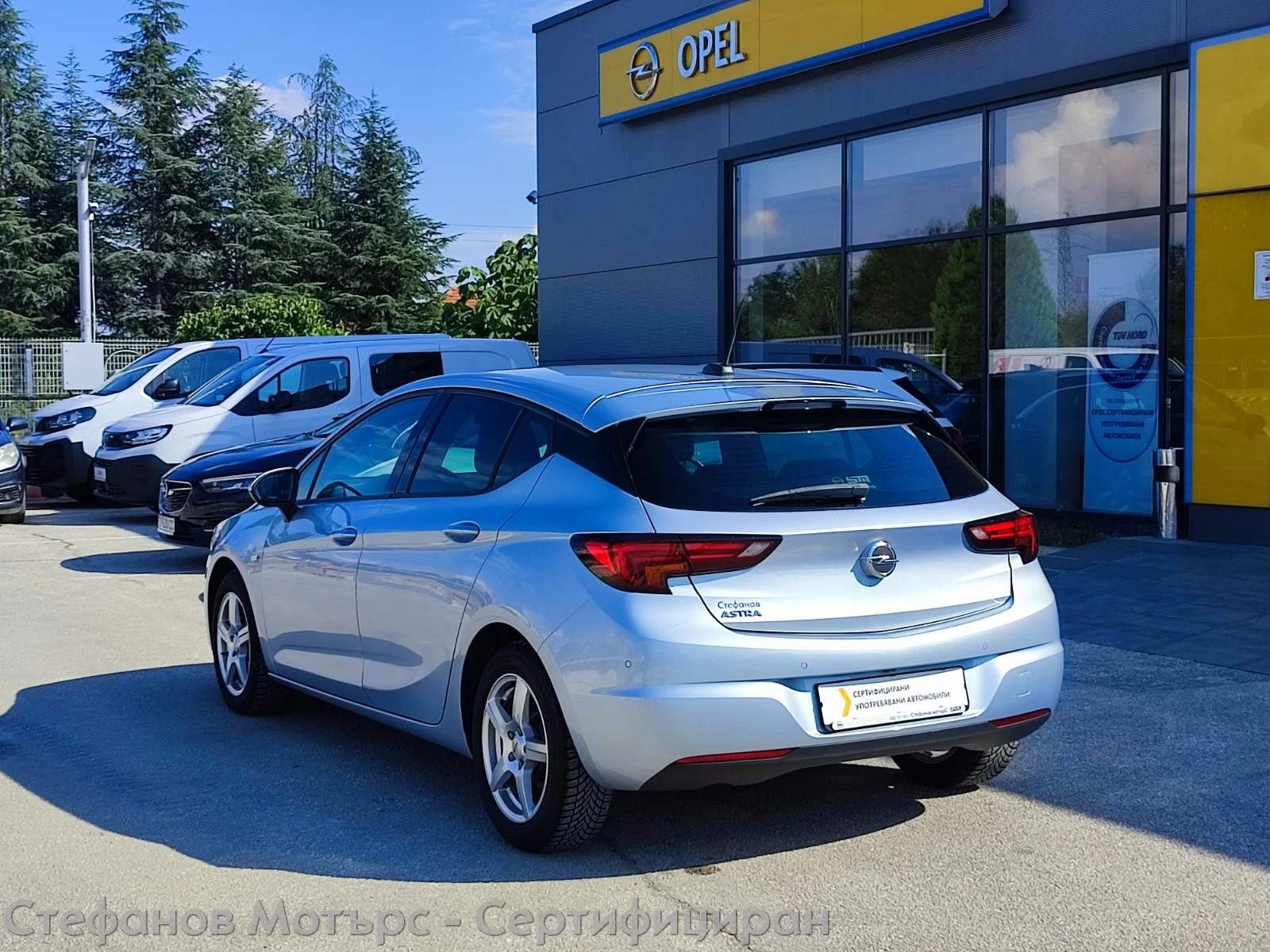 Opel Astra K GS LINE 1.2 бензин (130HP) MT6 - изображение 6