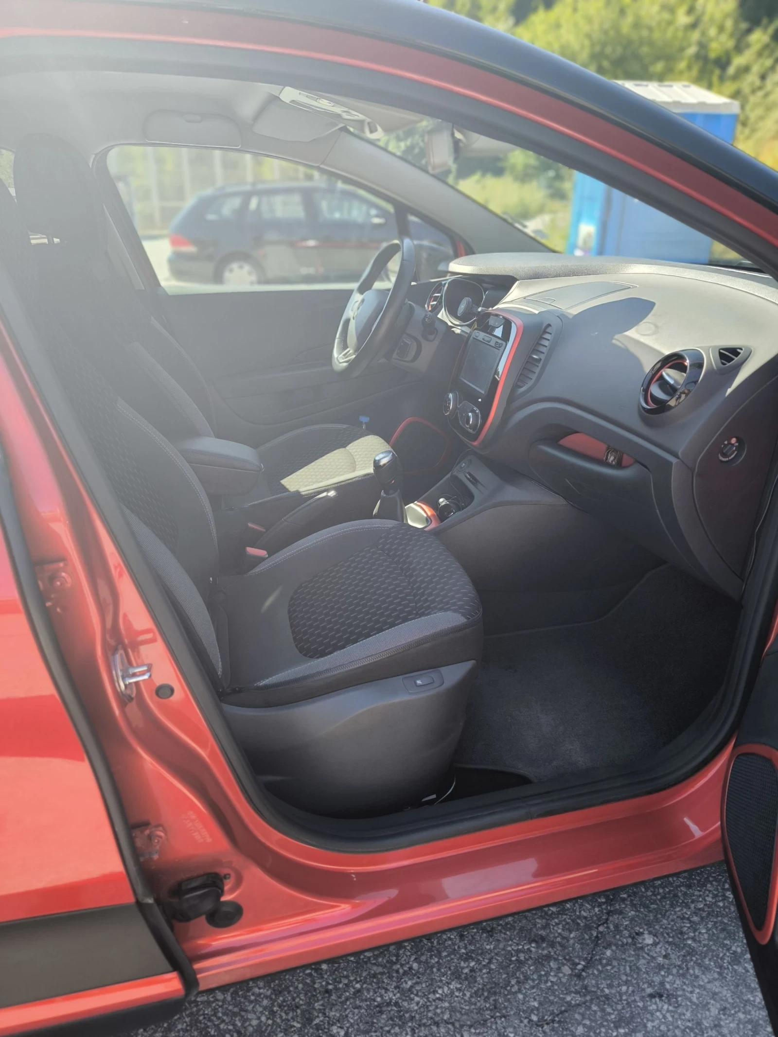 Renault Captur INTENS - изображение 8