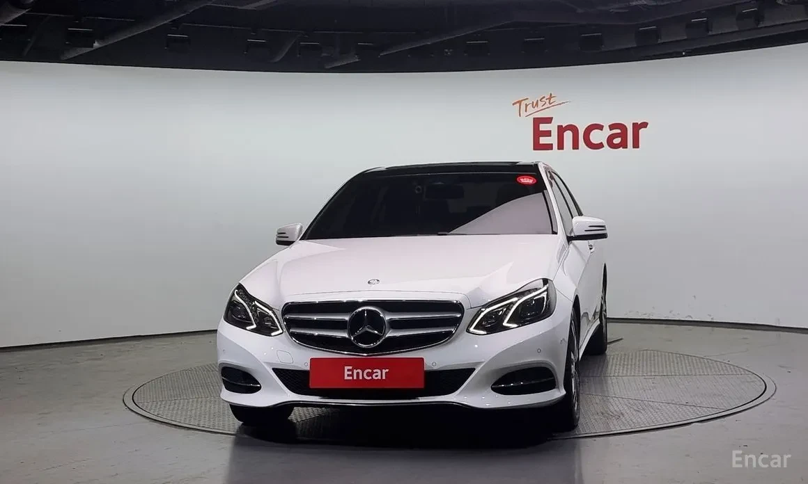 Mercedes-Benz E 220 БЕЗ АНАЛОГ | ДОКАЗУЕМИ КИЛОМЕТРИ - изображение 3